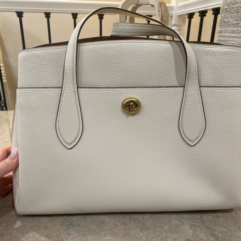 COACH NEW
